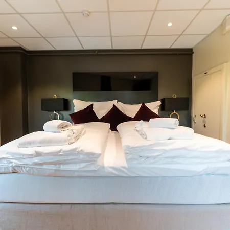 Hotel Quality Saga